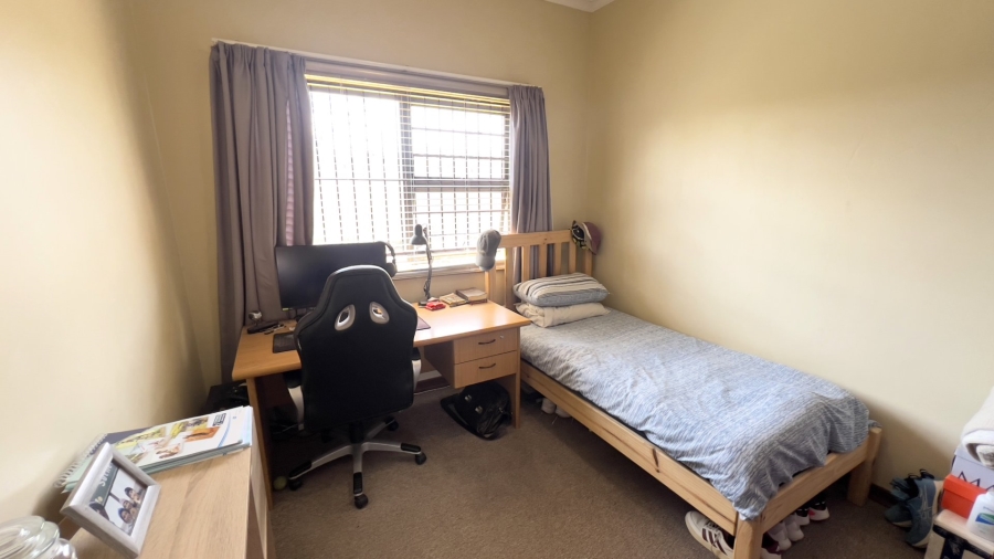 3 Bedroom Property for Sale in Langenhovenpark Free State